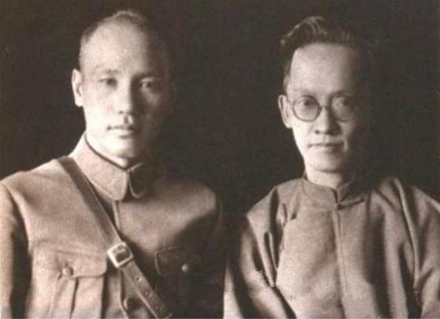 *党**权没压住军权，蒋介石是如何带领南京政府走向“正统”的？