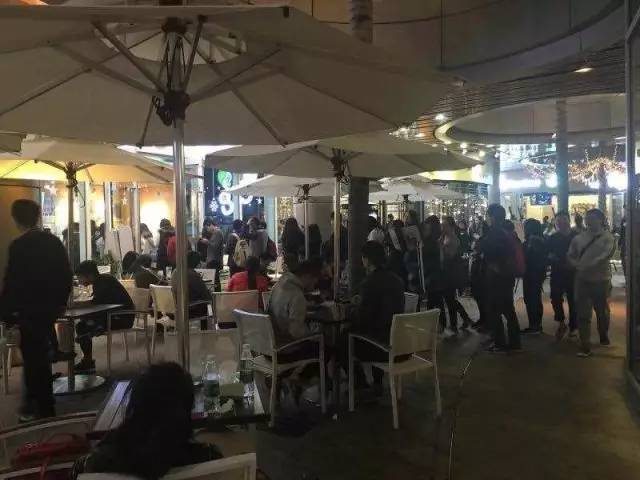 军事化管理、选址偏僻,这位台湾老炮却做出了茶饮界的爱马仕!