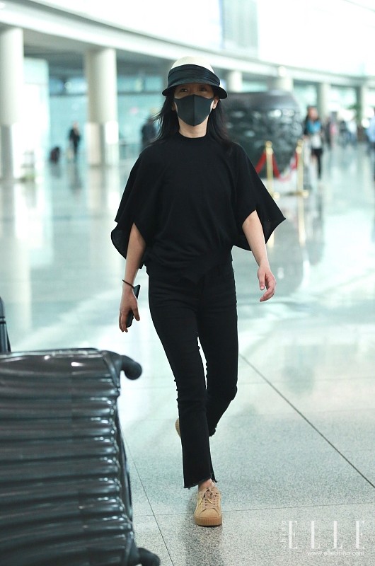 一双帆布鞋300多,3000一双帆布鞋