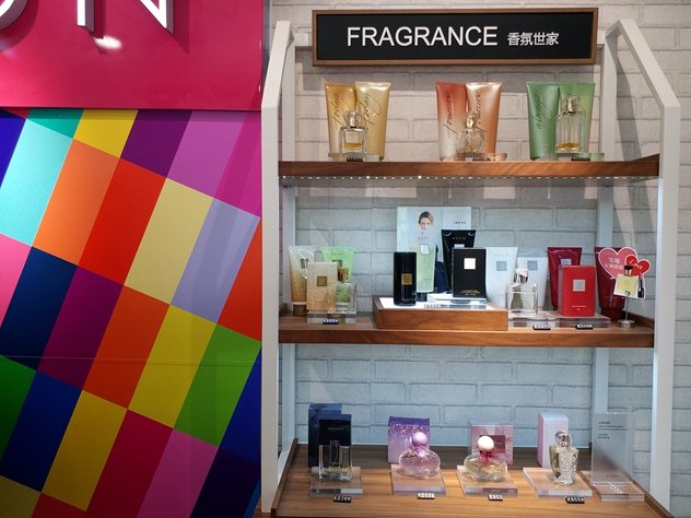 5张图片逛商场,雅芳新形象