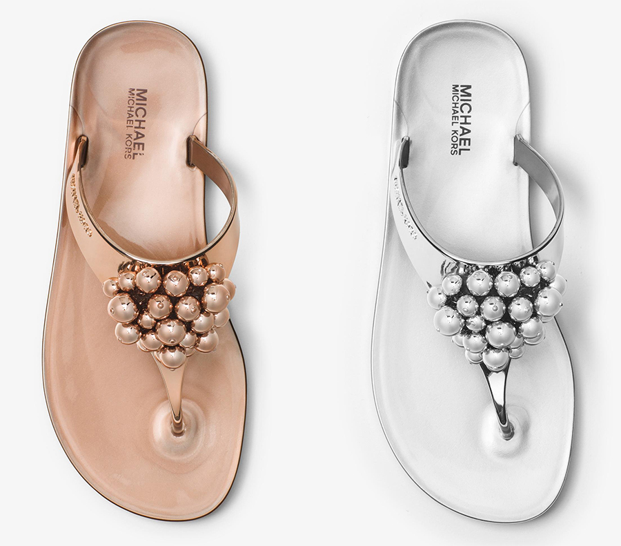 我们为你挑了8双拖鞋，这个夏天它是你最舒适也最时髦的装备