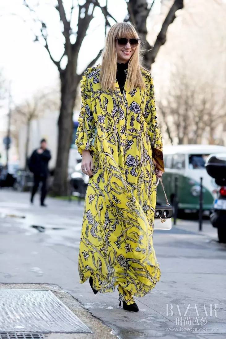 复古印花连衣裙怎么搭配好看,复古印花连衣裙适合优雅的女人穿