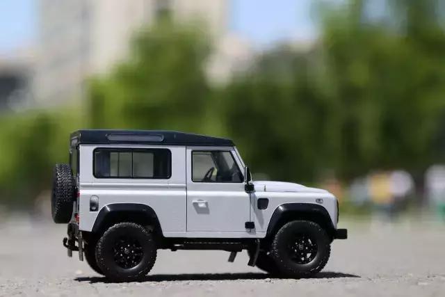 一辆路虎200万,路虎一百多万的