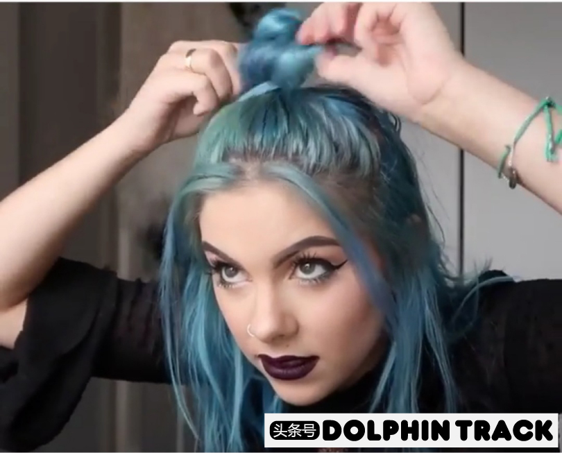 法式珍珠发带短发编发教程,适合中短发的编发ins