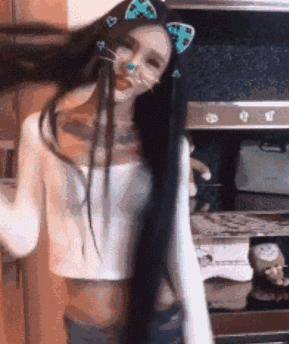 一眼就秒杀刘梓晨的“鱼精女”，看她整容后的脸感觉今晚会做噩梦