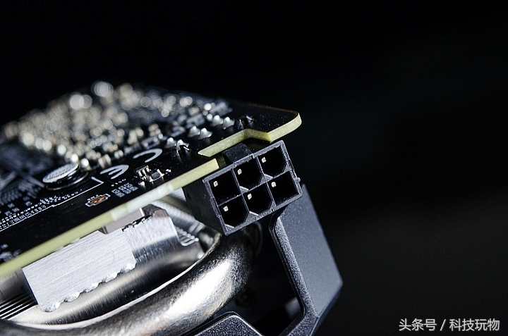 小体积显卡,gtx1060.5g与gtx1060.6g显卡对比