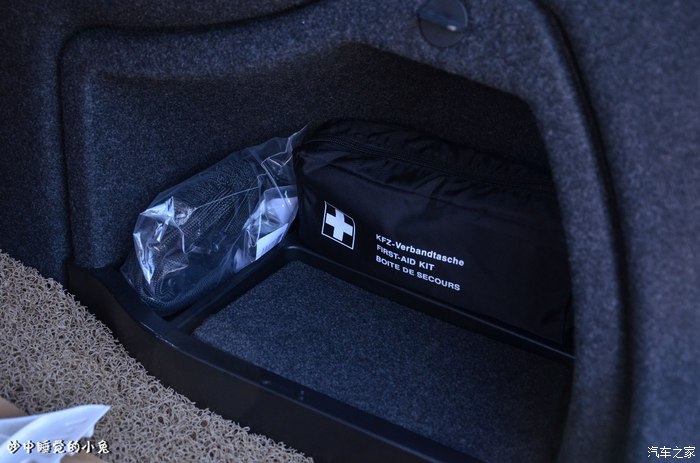 7万公里宝马320igt,7000公里宝马10年