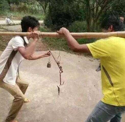 当武士刀遇到剑，一刀砍下去见真知，武士刀：就是让你想不到