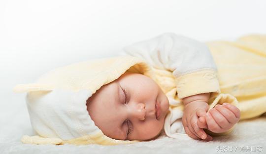 宝宝一直拉水样大便该怎么办；给婴儿捏鼻梁会变挺吗？