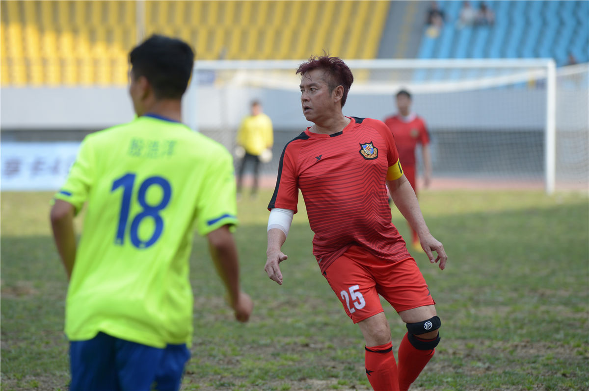 谭咏麟的足球往事,谭咏麟所有的故事