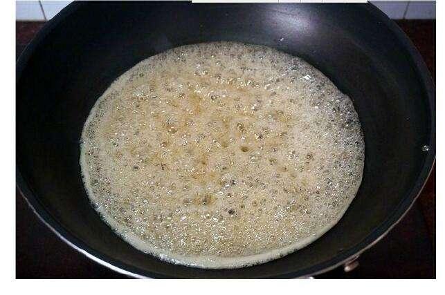 沙琪玛怎么做出来硬硬的,自己在家做的沙琪玛怎么那么硬呢