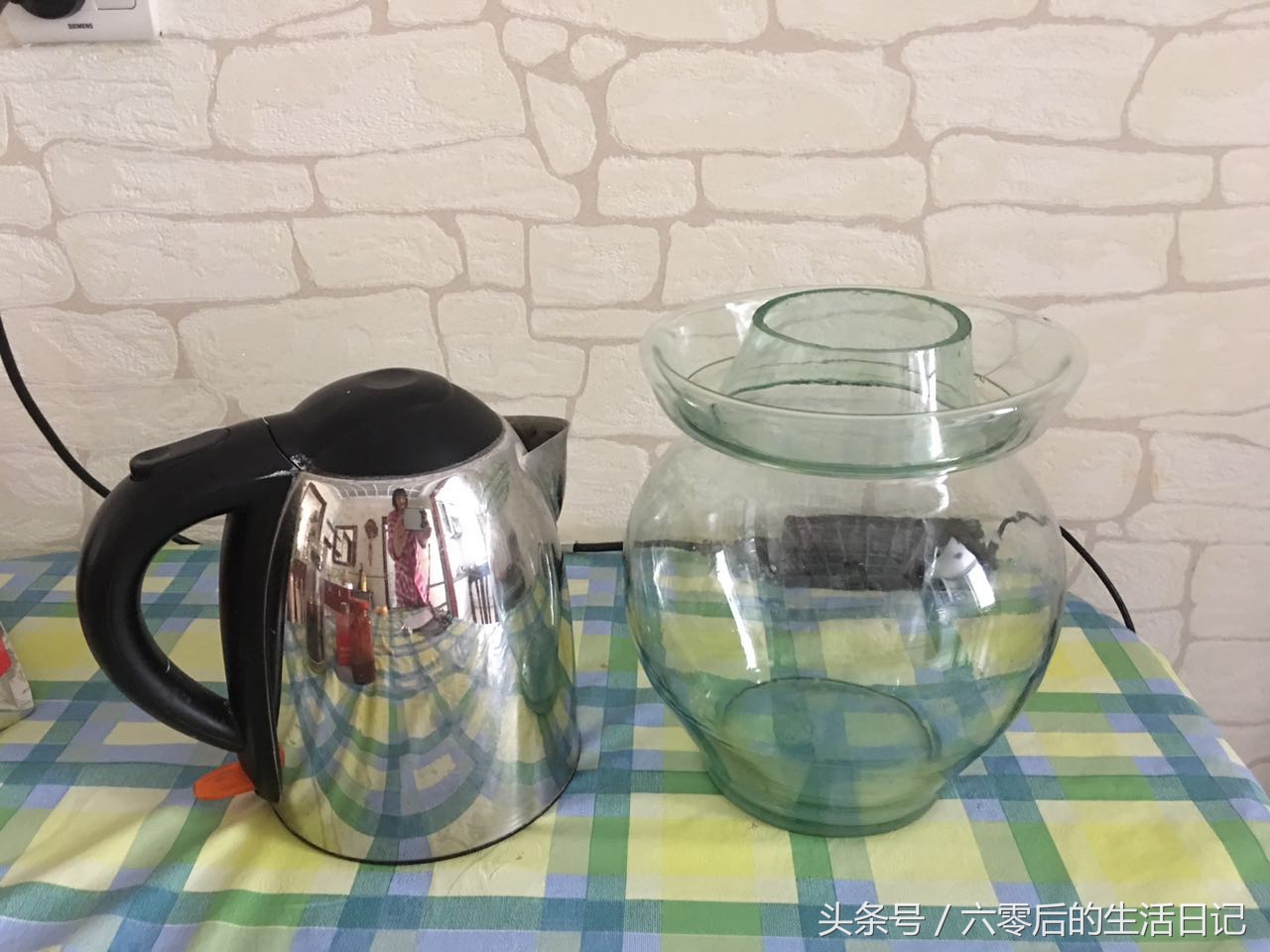 如何用吃剩的泡菜水腌泡菜,腌制泡菜上面有一层白沫怎么处理