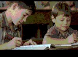 发错私密照、和粉丝谈恋爱|37个新媒体年轻人的疯狂故事