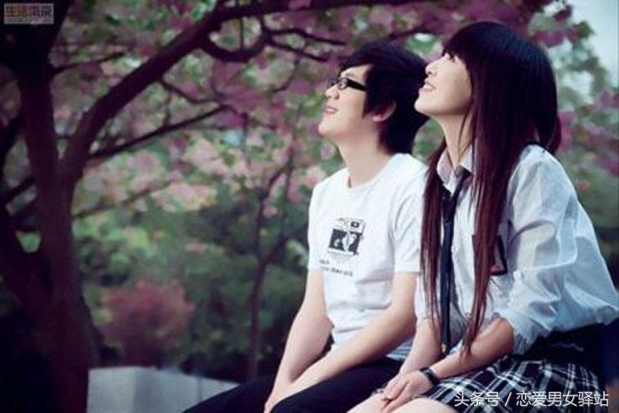 好不容易约了喜欢的人出来,好不容易联系上的暗恋对象