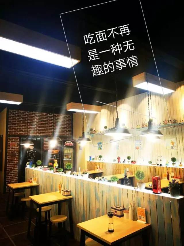 中国最傲娇的面馆来太原了！想吃？得排队！五折福利