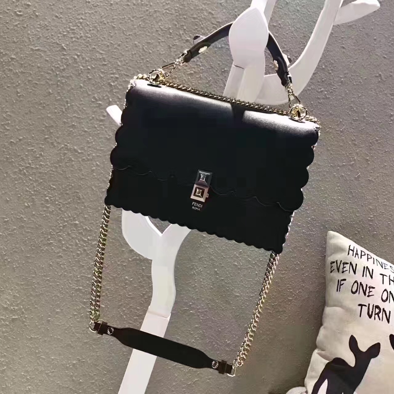 fendi包包哪一款最好看,fendi包最新款