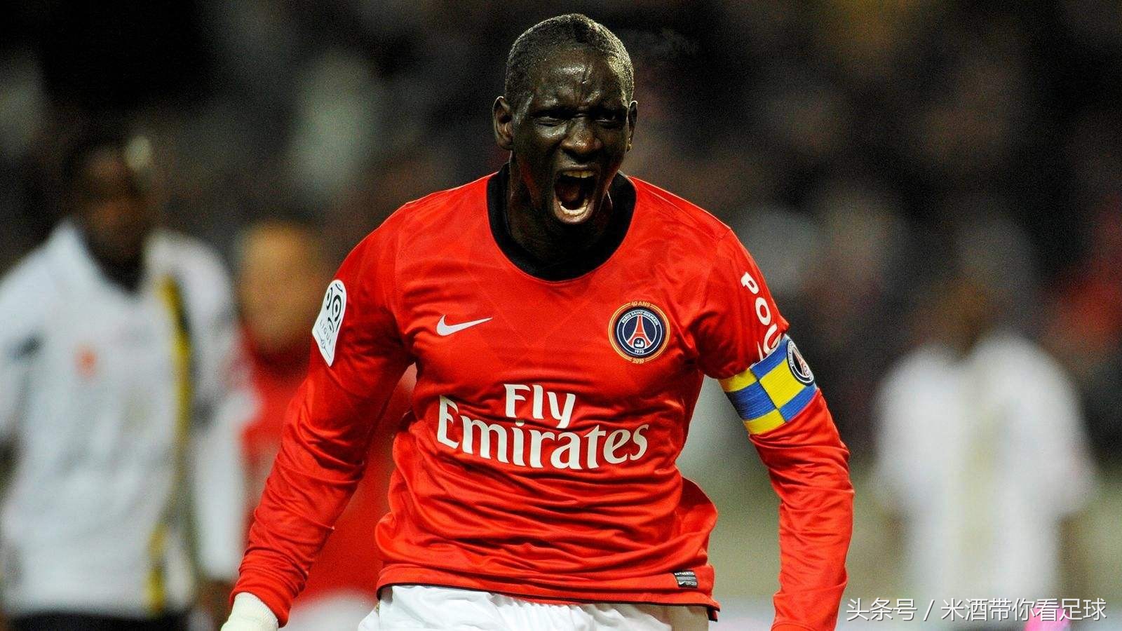 队长袖标蓝色,队长袖标用什么代替