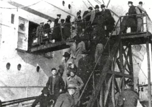 二战时犹太人为什么前往以色列 (以色列二战中的犹太人)