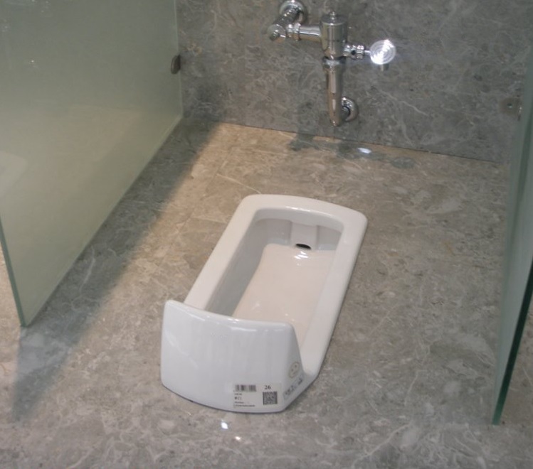 原来是蹲便器改马桶,马桶改蹲厕最简单方法