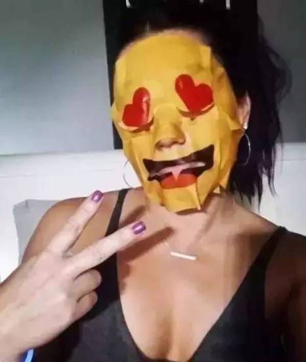 emoji表情能不能diy,emoji表情可以这样玩