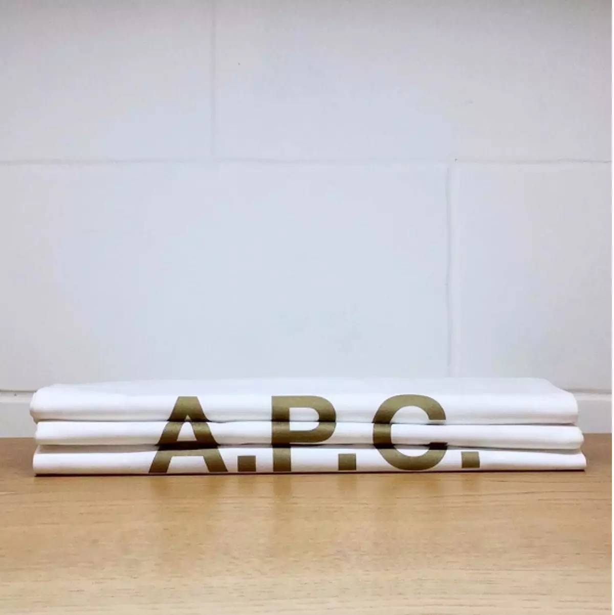 优雅的A.P.C.虽然有个暴脾气，但做起衣服来一点都不马虎