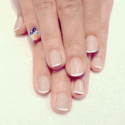 指甲从根部断裂去除断甲,指甲断裂在家自己怎么修补