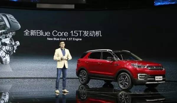 比亚迪上海车展展台人山人海,北京车展国产车展人山人海