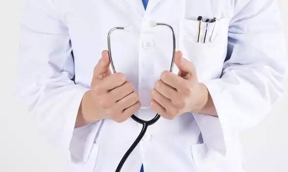 妇科检查遇到男性医生怎么办,妇科检查的尴尬和疼痛