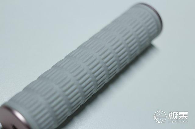 女士出门携带手机的好神器,手残党必备稳定器