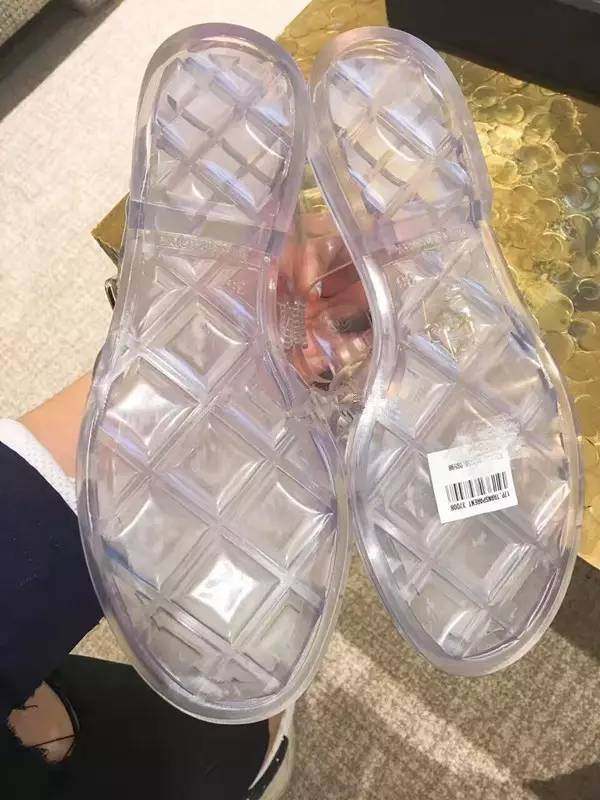 香奈儿凉鞋女塑料一万多,香奈儿凉鞋女款2022新款爆款