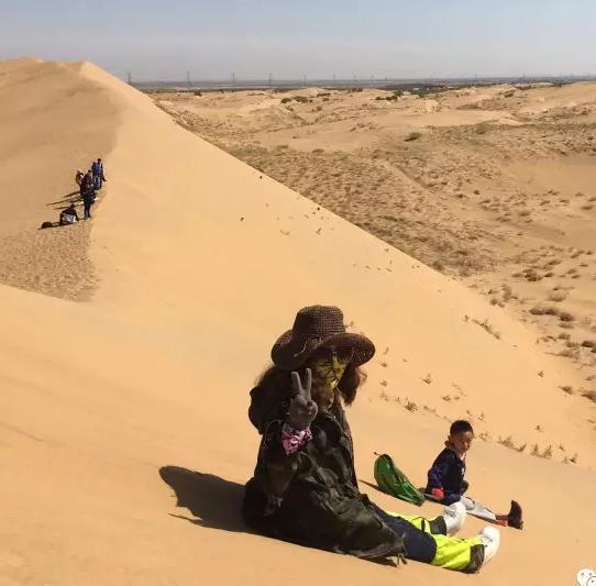爱不爱她，都要带她库不齐沙漠暴走（图片整理）