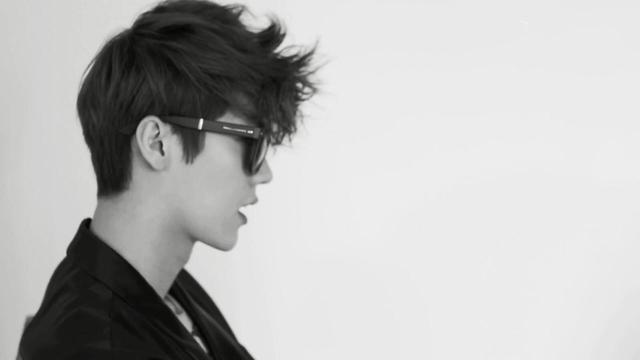 黄子韬生日鹿晗送祝福合集,鹿晗在微博上祝福黄子韬生日快乐