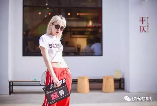 西安美女网红店,2019西安网红街拍