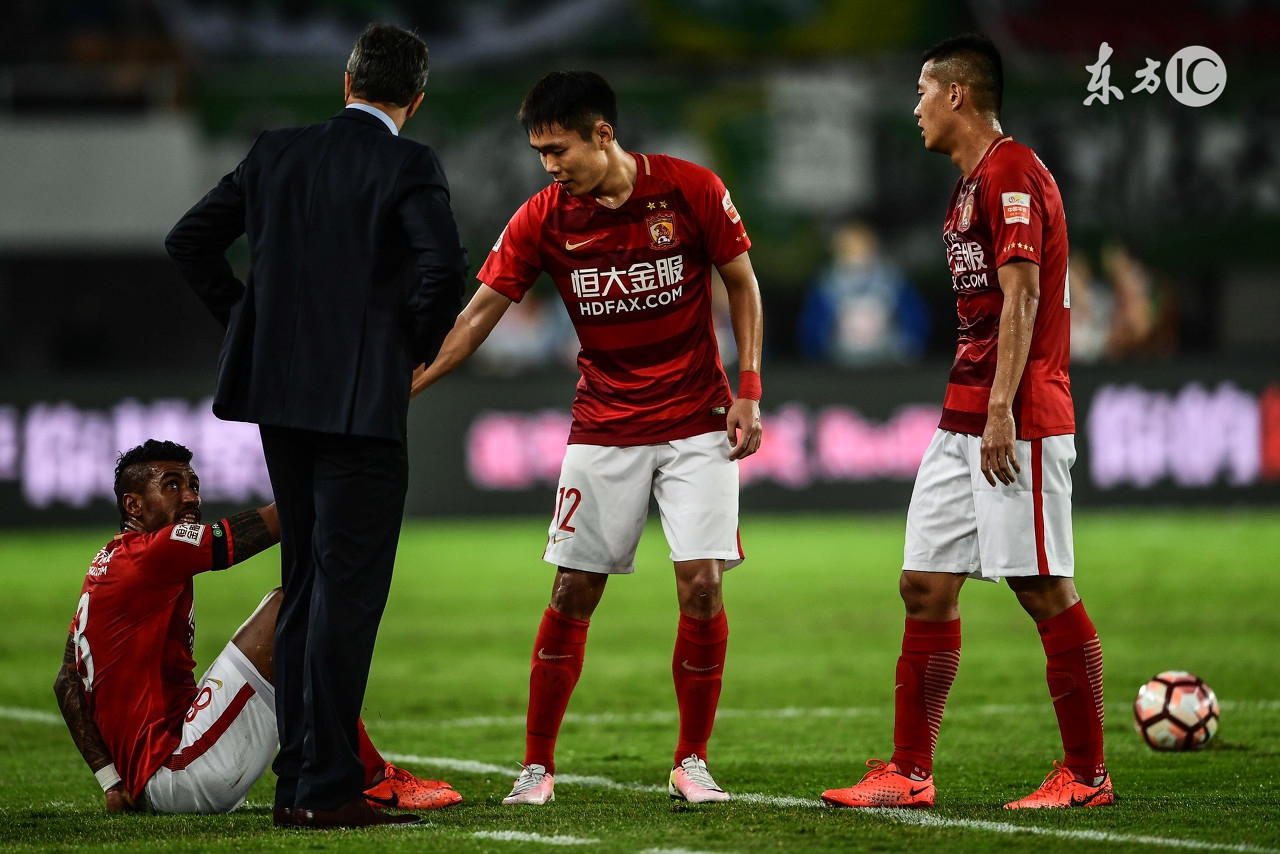 里皮在广州恒大高光时刻,里皮告别广州恒大视频