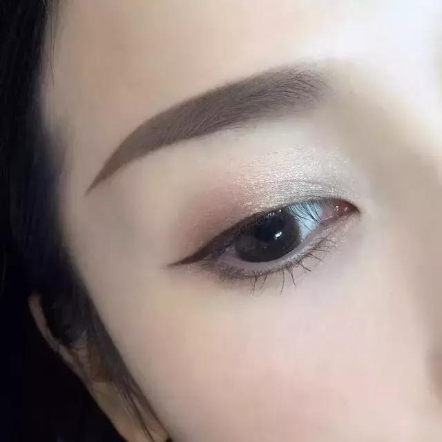 年轻前卫高定ysl美妆强势来袭,祖玛珑遮瑕