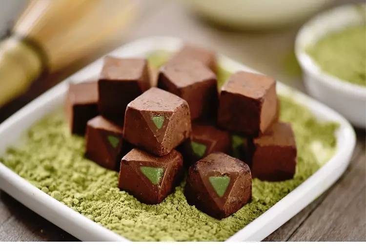 办公室福利零食都会准备哪些,女生办公室零食总是少不了