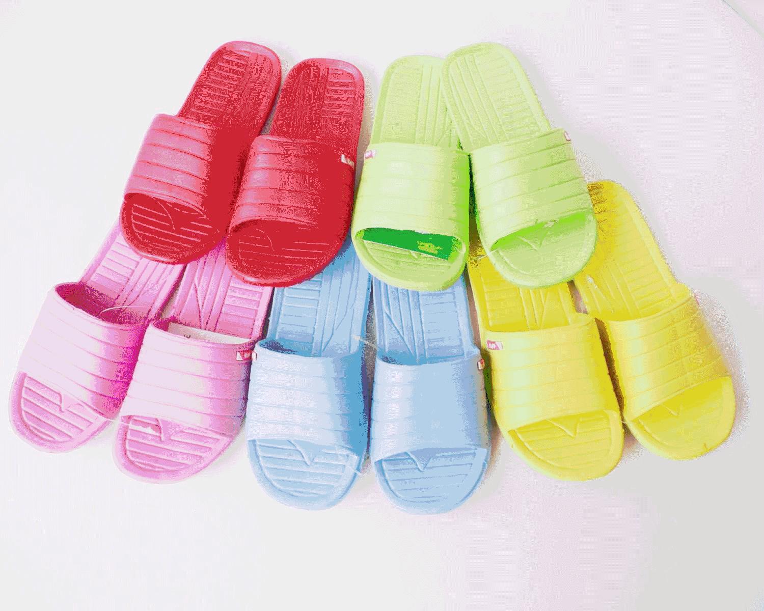 puma蕾哈娜fenty联名款银色,puma蕾哈娜拖鞋