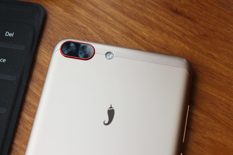 小辣椒a19手机,小辣椒双摄手机怎么样