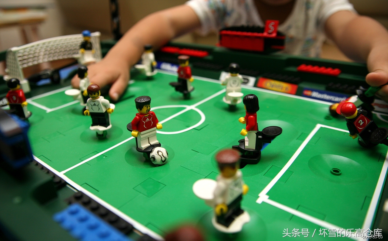 在乐高世界体验富有的生活,在乐高里面生活