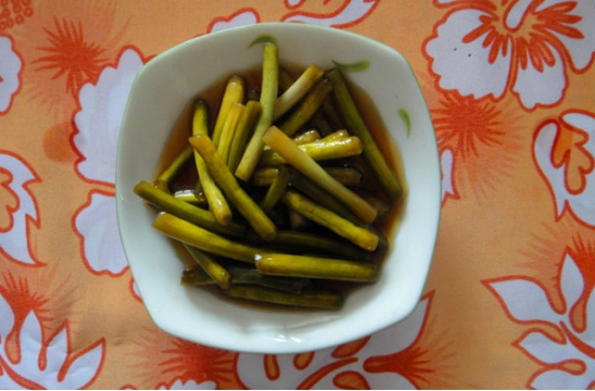 蒜苔老了是什么样的,蒜苔老嫩