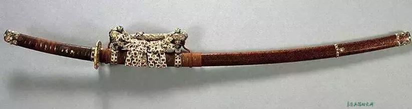 日本武士刀对比现代科技刀,日本刀武士刀特点