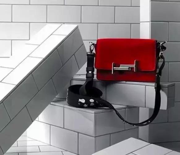 章子怡代言哪个牌子的衣服,郭晶晶章子怡杨幂