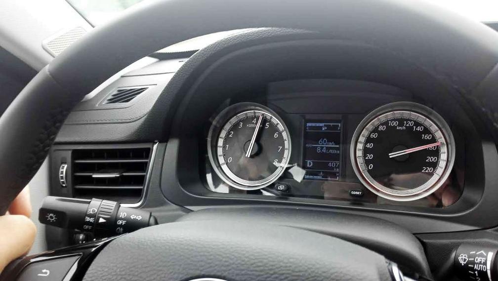 7万元就能买中级车?桂林试驾景逸S50后感叹真值