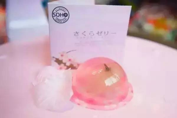 可乐、面包、地铁……都是粉色的！广州的粉色控们还等什么？