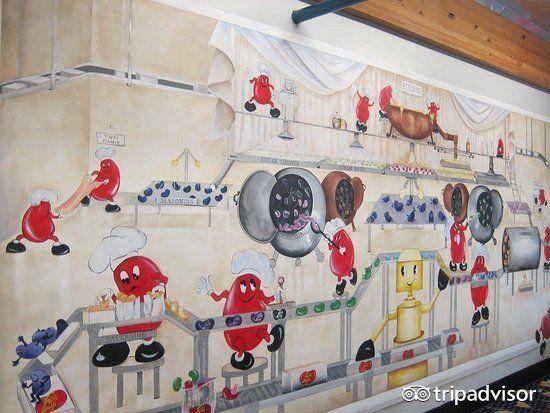 今天，全球15家颜值爆表的店，准备了一份甜甜的伴手礼给你！