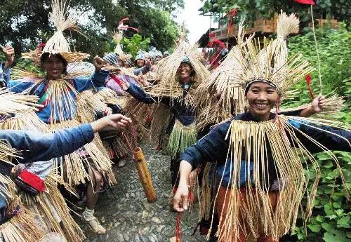 去旅游贵州必吃的地方,贵州少数民族传统节日
