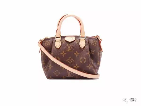 如果一年只能买一双跑鞋怎么选,如果一年只买一个包你会买哪个