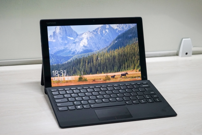 实力派二合一联想MIIX5Plus评测