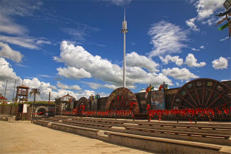 怎么去呼伦贝尔大草原景区 (呼伦贝尔大草原有几个旅游景点)