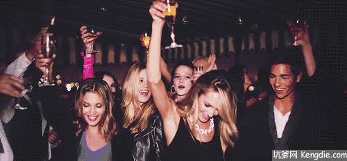 如何让自己的婚礼变高端,怎么让自己的婚礼显得更好